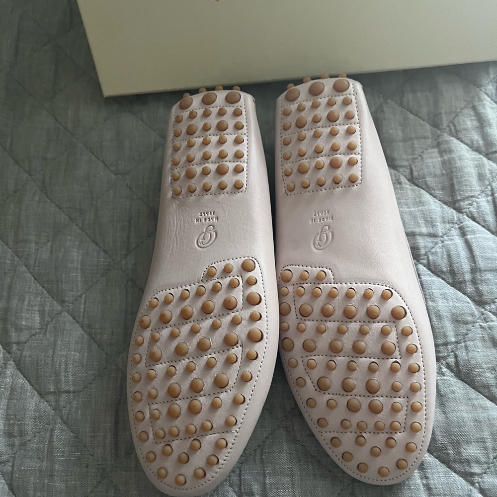 M. Gemi Light Pink Leather Loafers - Picture 2 of 2